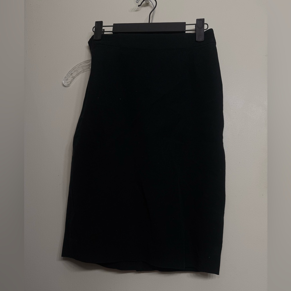GAP Classic Black Pencil Skirt
